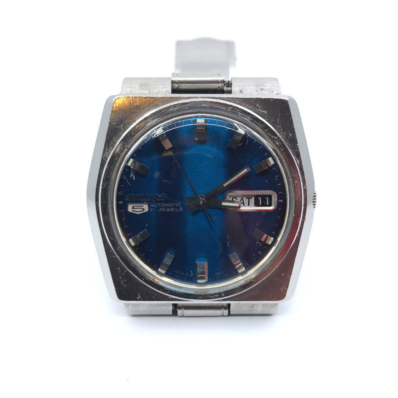 Vintage seiko 21 Jewels automatic date mens watch Square Case 38mm 611