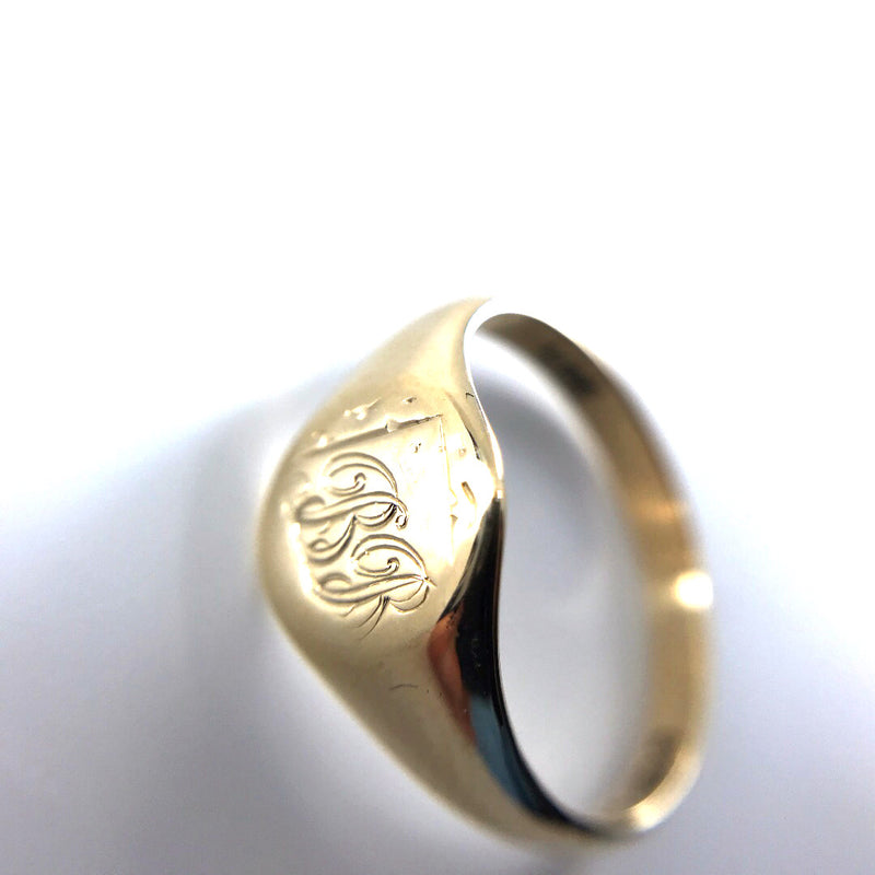 Oval 9ct yellow gold gents mens signet ring size R England London 1960s initials BB