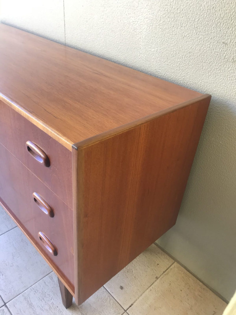 Parker 6 drawer dresser table Sideboard buffet 1960s Nordic vintage mcm Restored