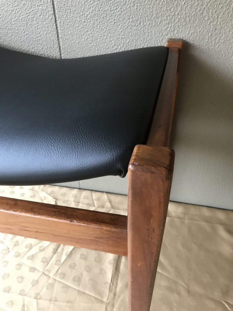 Authentic Parker stool for Nordic dresser table 1960s black leather vinyl rare