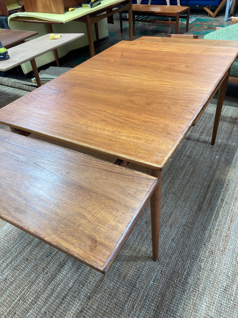 Authentic Chiswell rectangle dining table MCM retro extendable drop 1960s